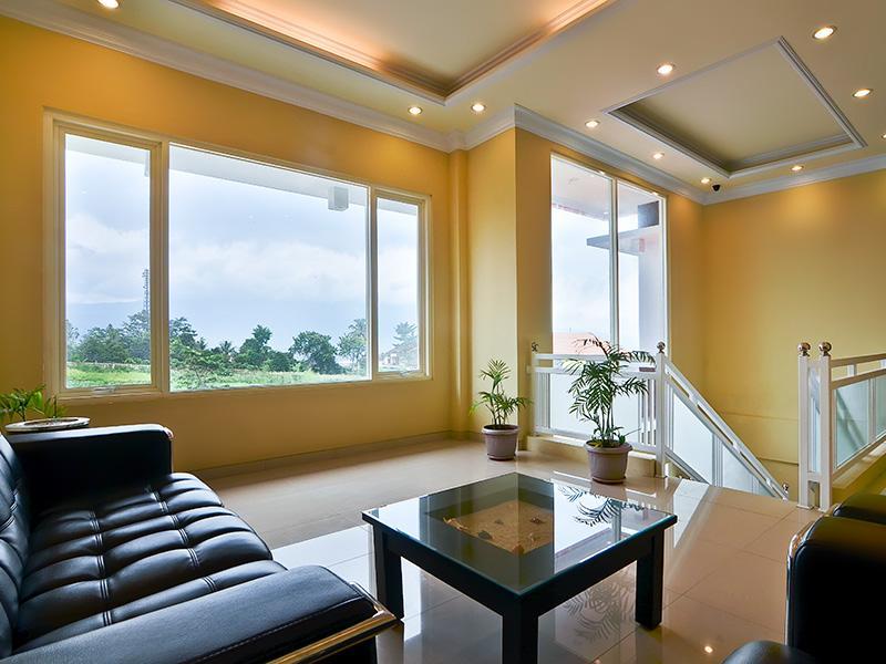 Riverstone Hotel & Cottage Бату Екстер'єр фото