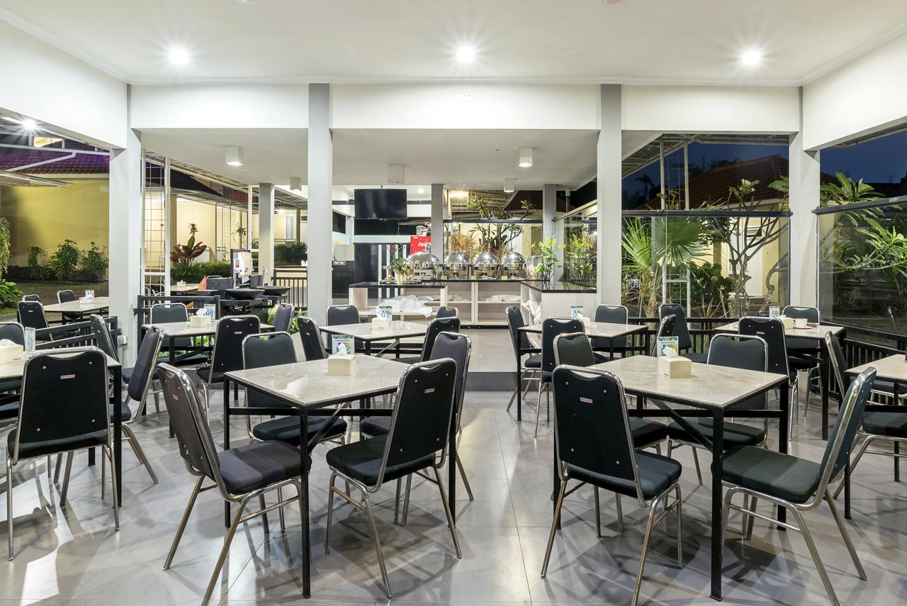 Riverstone Hotel & Cottage Бату Екстер'єр фото